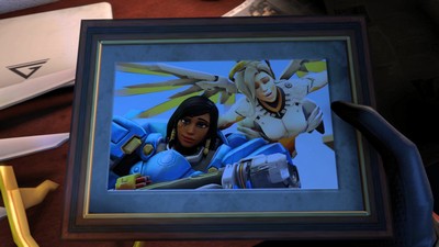 На сайте периодически публикуются анимированные порно ролики, в которых участвуют персонажи шутера Overwatch.