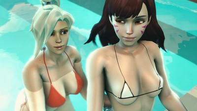 На веб-сайте регулярно появляются видео с героями игры Овервотч.